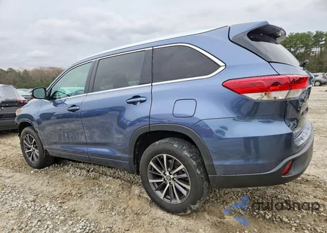 2017 Toyota Highlander Se z USA, uszkodzony, nr VIN 5TDKZRFH8HS187996